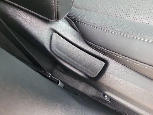 New 2026 Kia Sorento S image 9