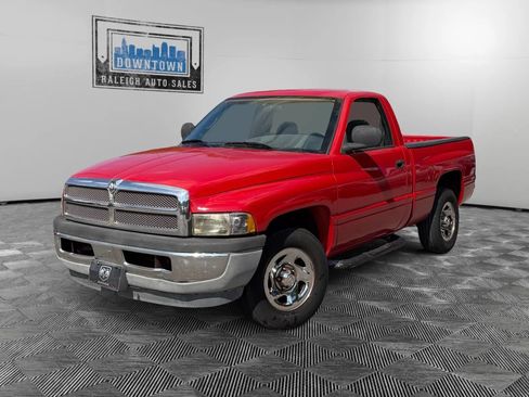 Used 2000 Dodge Ram 1500 Truck 2WD Regular Cab image 2