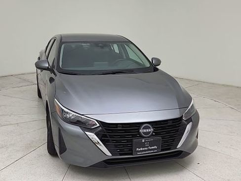 Used 2024 Nissan Sentra SV image 8