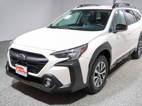Used 2024 Subaru Outback Premium AWD/4WD image 30