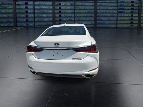 Certified 2024 Lexus ES 350 w/ Premium Package FWD image 7