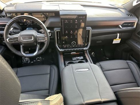 New 2026 GMC Yukon XL Denali w/ Denali Reserve Package image 8