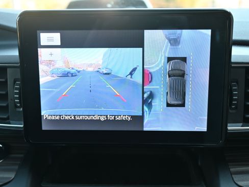 Used 2020 Ford Explorer Limited w/ Hybrid Equipment Group 310A image 25