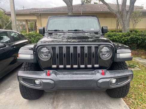 Used 2018 Jeep Wrangler Unlimited Rubicon image 2