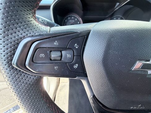 Used 2023 Chevrolet TrailBlazer RS w/ Sun and Liftgate Package AWD/4WD image 15