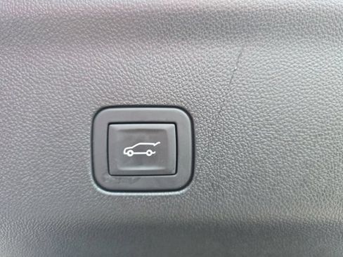Used 2026 GMC Yukon Elevation w/ LPO, Floor Liner Package AWD/4WD image 11