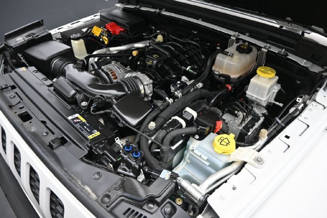 Used 2022 Jeep Gladiator Sport AWD/4WD image 41