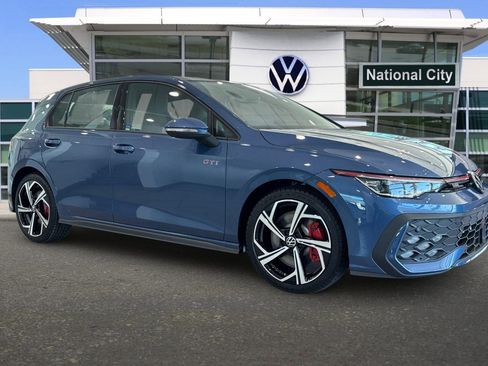 New 2025 Volkswagen GTI SE image 2