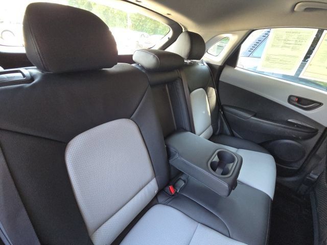 Used 2020 Hyundai Kona SE w/ Cargo Package FWD image 15