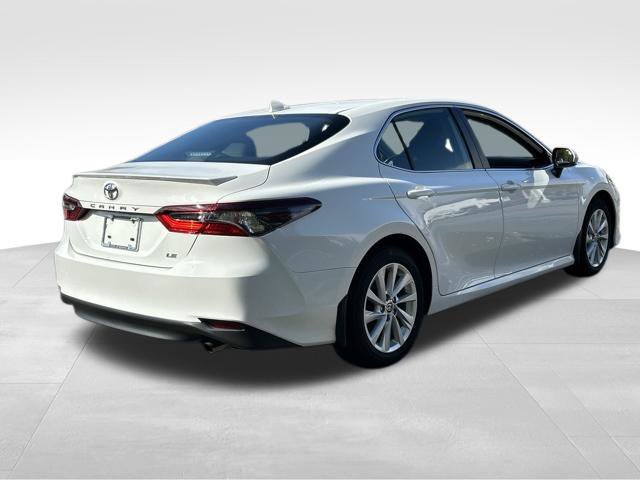 Used 2024 Toyota Camry LE w/ Convenience Package FWD image 5