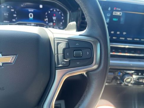 Used 2022 Chevrolet Silverado 1500 LTZ w/ Technology Package AWD/4WD image 17