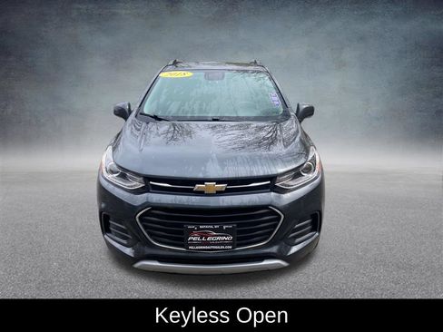 Used 2018 Chevrolet Trax LT w/ LT Convenience Package AWD/4WD image 10