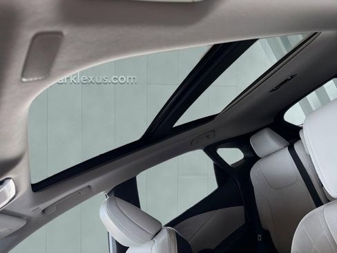 Certified 2025 Lexus RX 350 FWD w/ Convenience Package image 22