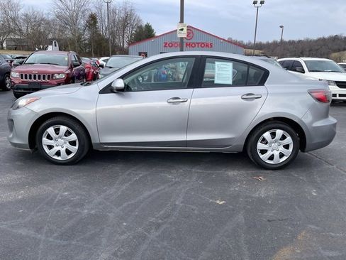 Used 2013 MAZDA MAZDA3 i SV image 5