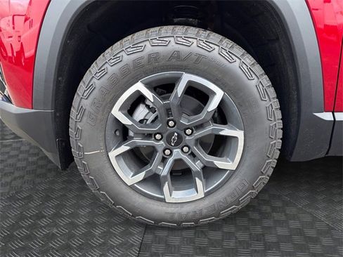 New 2026 Chevrolet Equinox ACTIV image 14