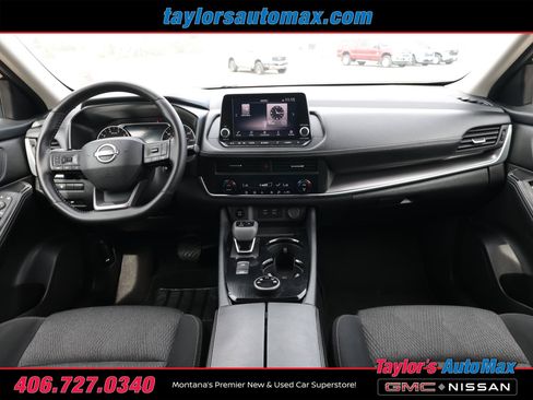 Used 2025 Nissan Rogue SV AWD/4WD image 9