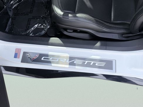 Used 2017 Chevrolet Corvette Stingray Coupe w/ Carbon Flash Badge Package image 24