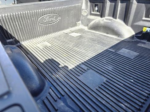 Used 2019 Ford F150 Lariat w/ Equipment Group 502A Luxury image 7