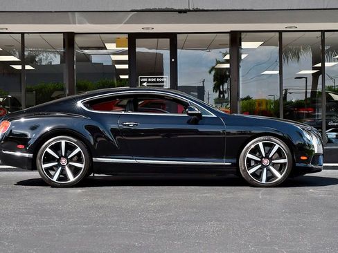 Used 2015 Bentley Continental GT image 14