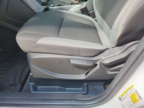 Used 2016 Ford Escape S FWD image 16