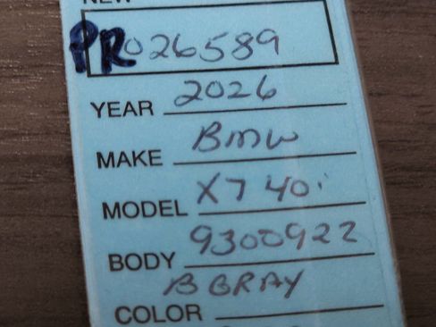 Used 2026 BMW X7 xDrive40i w/ M Sport Package AWD/4WD image 43