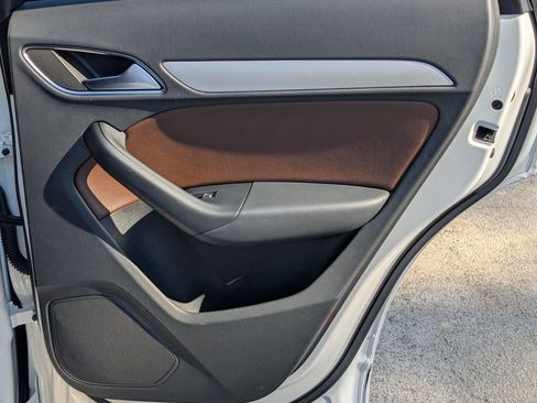 Used 2017 Audi Q3 2.0T Premium w/ Convenience Package image 33