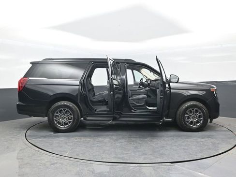Certified 2025 Ford Expedition Max Active AWD/4WD image 29