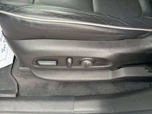 Used 2021 Chevrolet Traverse High Country w/ LPO, Floor Liner Package FWD image 17