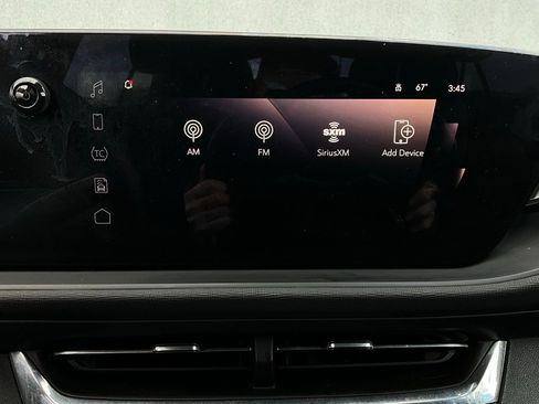 Used 2025 Buick Envista Preferred image 28