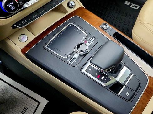 Used 2018 Audi Q5 2.0T Premium Plus image 17