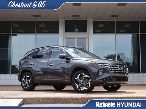 Certified 2023 Hyundai Tucson Limited AWD/4WD image 2
