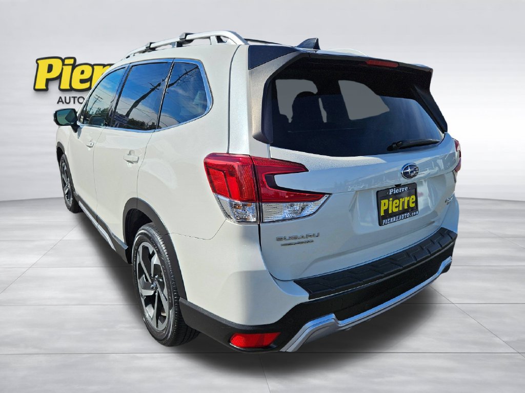 Used 2024 Subaru Forester Touring w/ Convenience Package AWD/4WD image 3