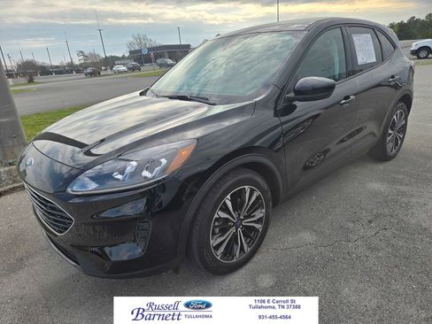 Used 2022 Ford Escape SE w/ SE Sport Appearance Package image 1