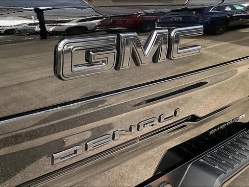 Used 2024 GMC Sierra 1500 Denali w/ Technology Package AWD/4WD image 31