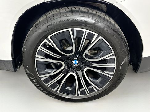 Used 2025 BMW X3 xDrive30i w/ Premium Package image 11