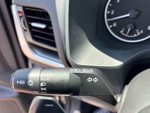 Used 2021 Nissan Rogue SV AWD/4WD image 24