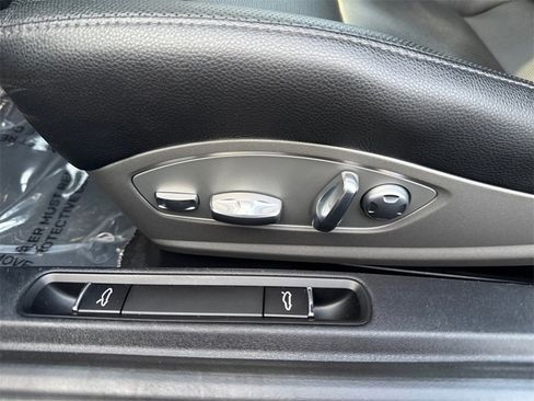 Used 2017 Porsche 911 Carrera image 33