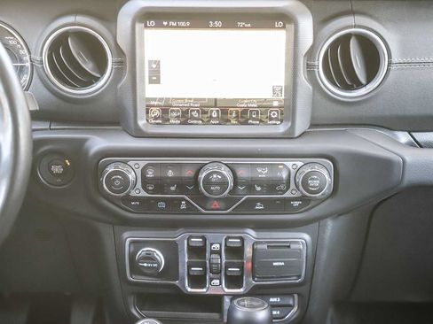 Used 2023 Jeep Wrangler Unlimited Sahara w/ Cold Weather Group AWD/4WD image 14