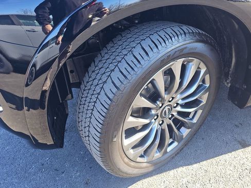 Used 2024 Nissan Armada Platinum w/ Captain's Chairs Package image 32