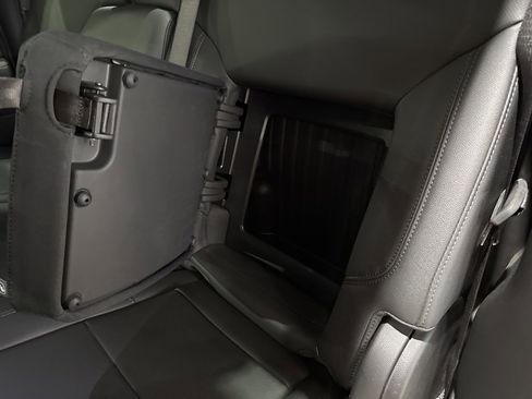 Used 2024 Chevrolet Silverado 2500 LTZ image 39