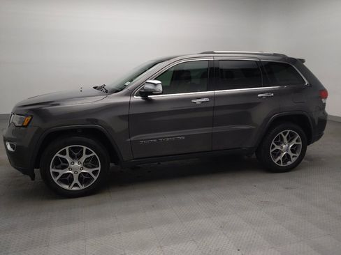 Used 2020 Jeep Grand Cherokee Limited w/ Luxury Group II RWD image 2