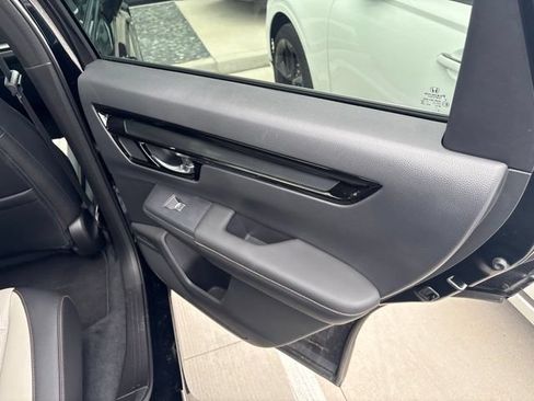 Used 2024 Honda CR-V Sport Touring image 17