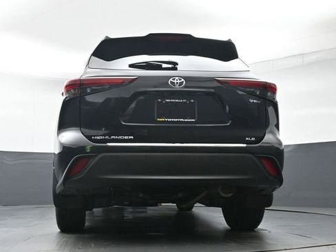 Certified 2026 Toyota Highlander XLE w/ Protection Package #3 (TMS) AWD/4WD image 35