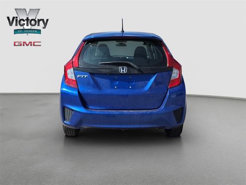 Used 2015 Honda Fit LX image 16