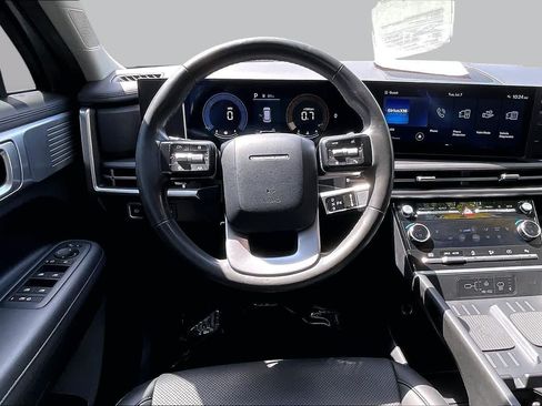 Used 2024 Hyundai Santa Fe SEL FWD image 6