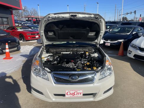 Used 2011 Subaru Legacy 2.5i Premium image 7