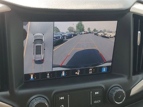 Certified 2022 GMC Terrain Denali w/ Denali Premium Package AWD/4WD image 28