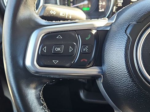 Used 2022 Jeep Wrangler Unlimited Sahara image 23