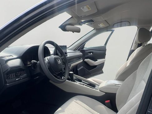 Used 2023 Honda Accord LX image 9
