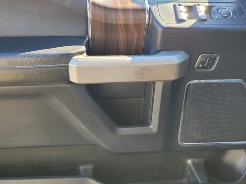 Used 2017 Ford F150 Lariat w/ Equipment Group 502A Luxury image 26